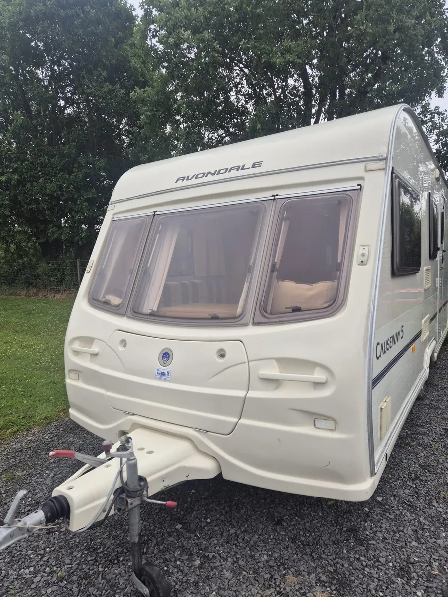 Avondale 5 berth caravan - Image 2