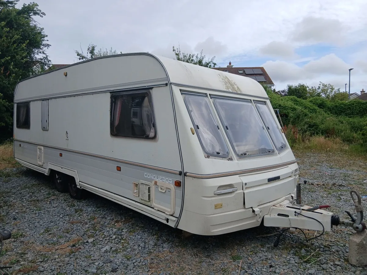 Caravan - Image 2