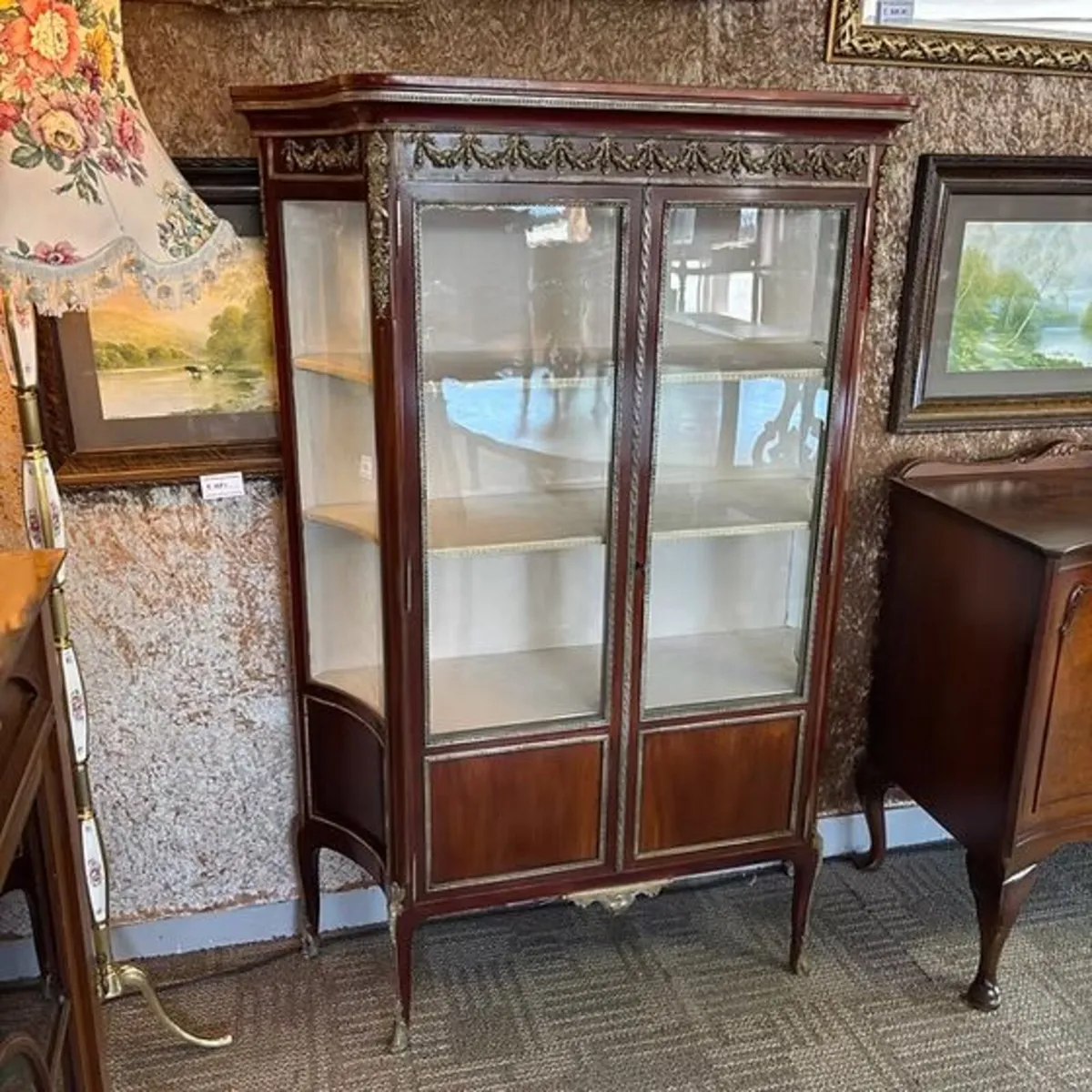 Louis XV revival vitrine display cabinet. Two glaz