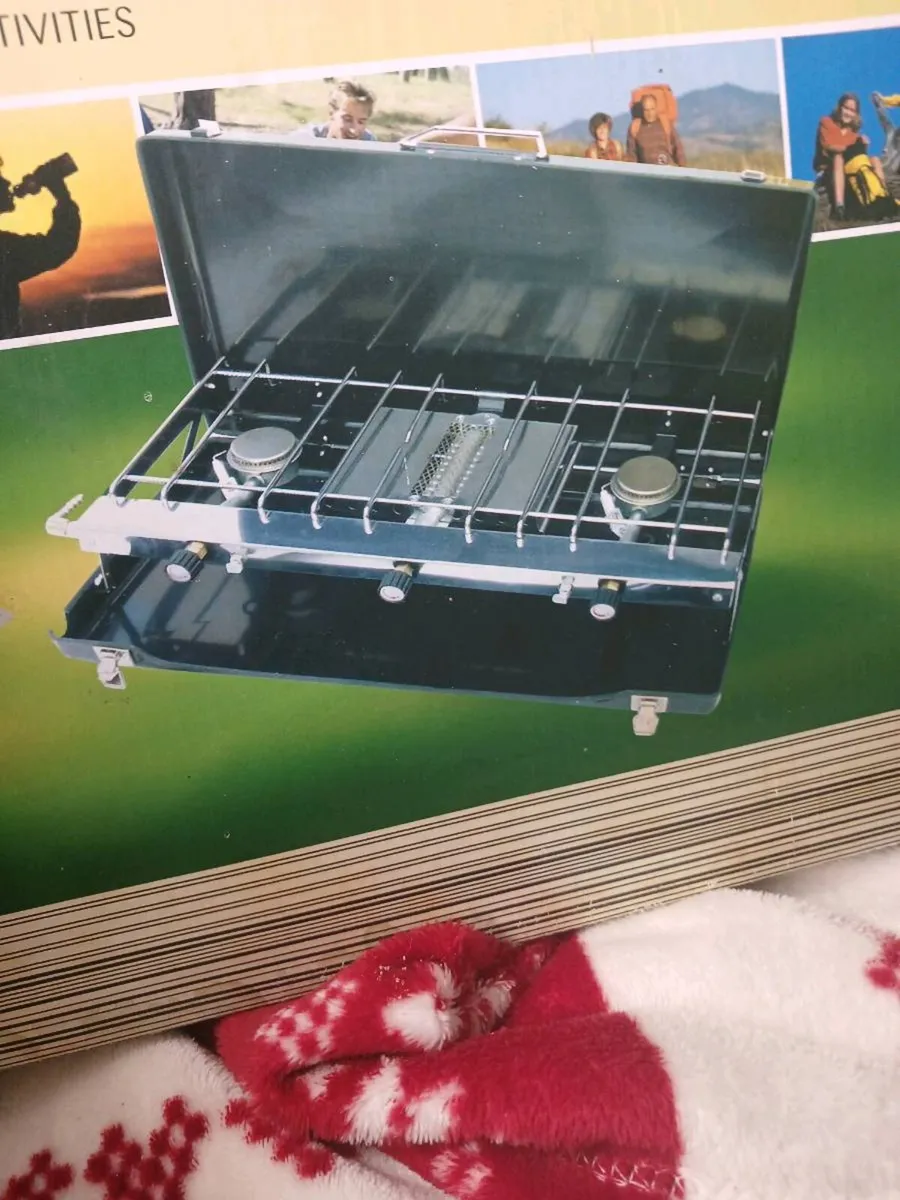 Camping stoves - Image 1