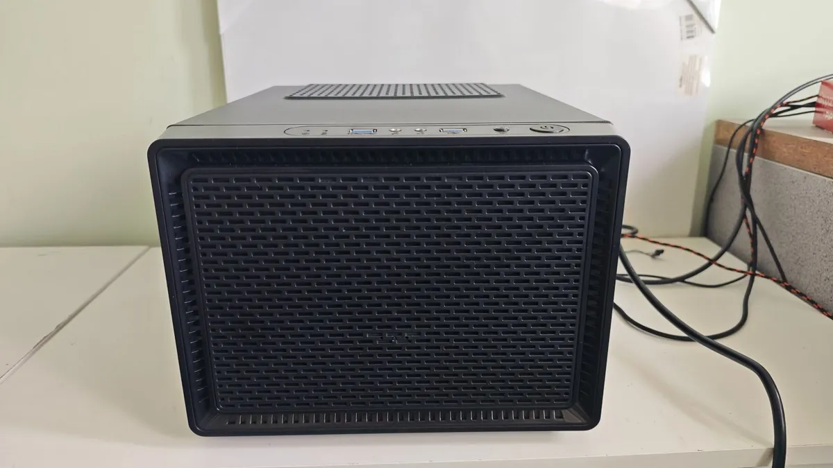 Compact Gaming PC Ryzen 3 RX 580 4GB 16GB RAM - Image 2