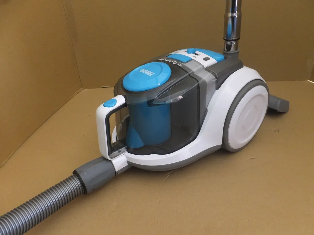 ZANUSSI vacuum cleaner - Image 4