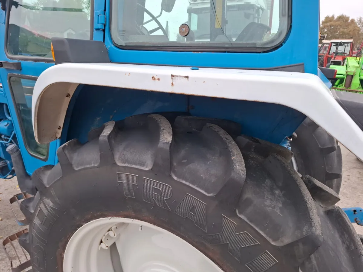 Ford 7610 Series III - Image 4