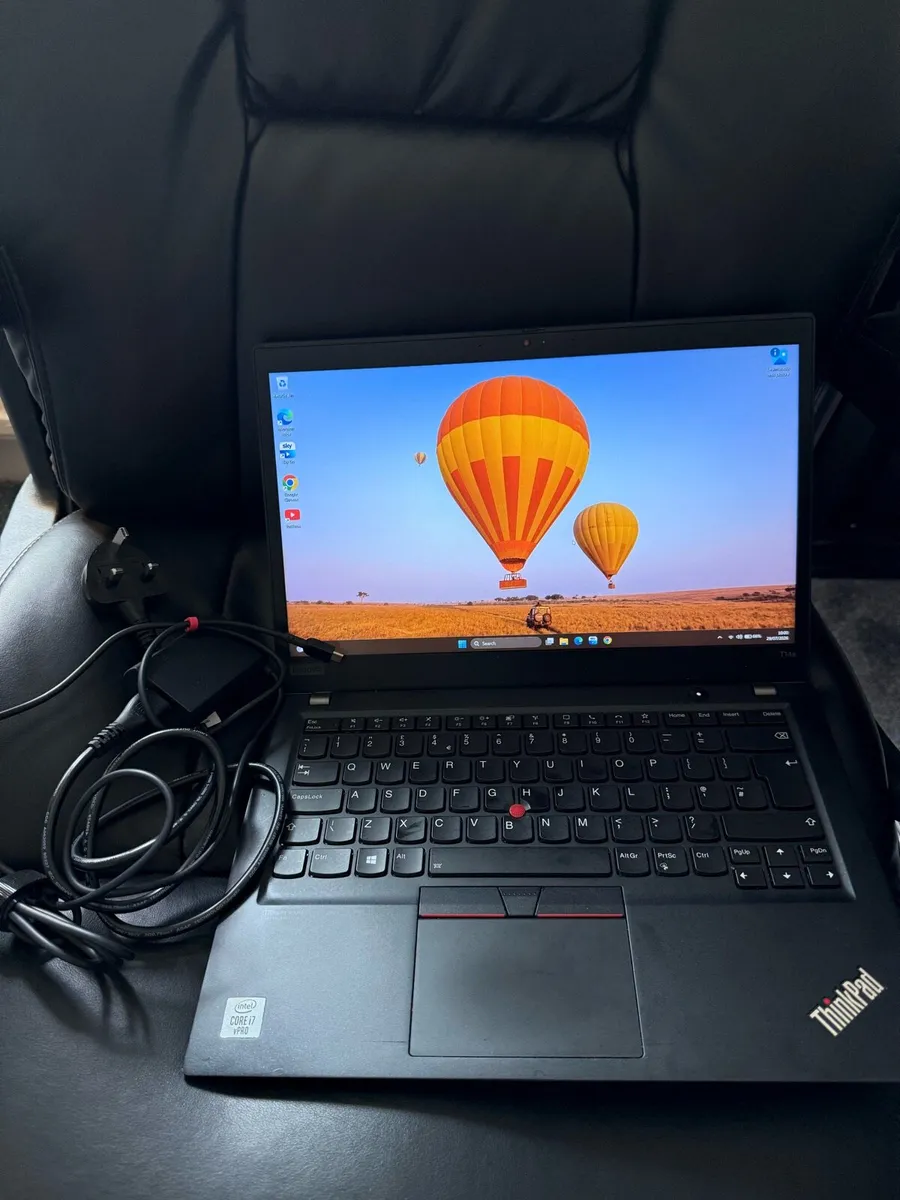 Lenovo ThinkPad T14s - Image 2