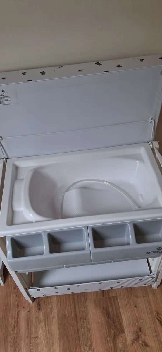 Babylo changing unit - Image 2