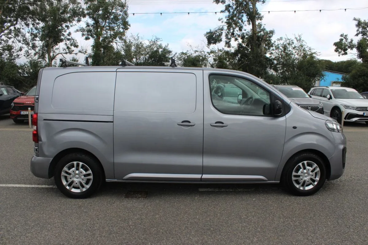 Opel Vivaro VIVARO SPORTIVE L1H1-1.5 120BHP - TEND - Image 4