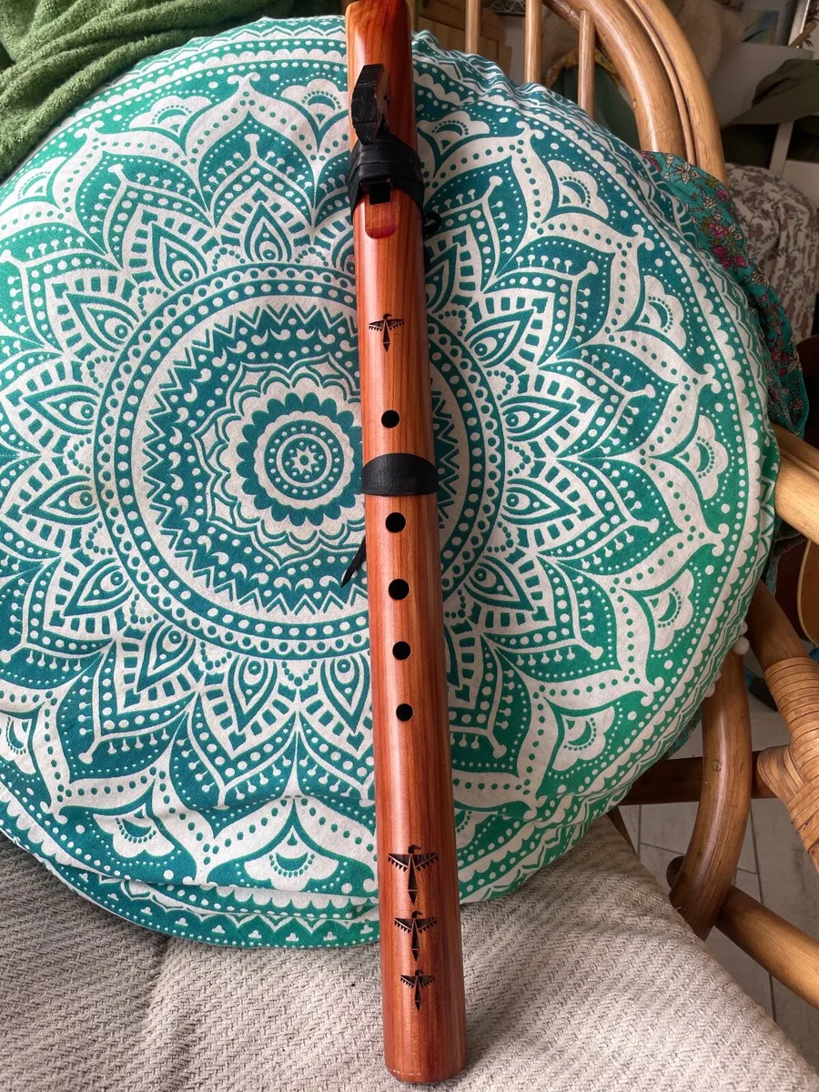 Native American Flute - Image 4