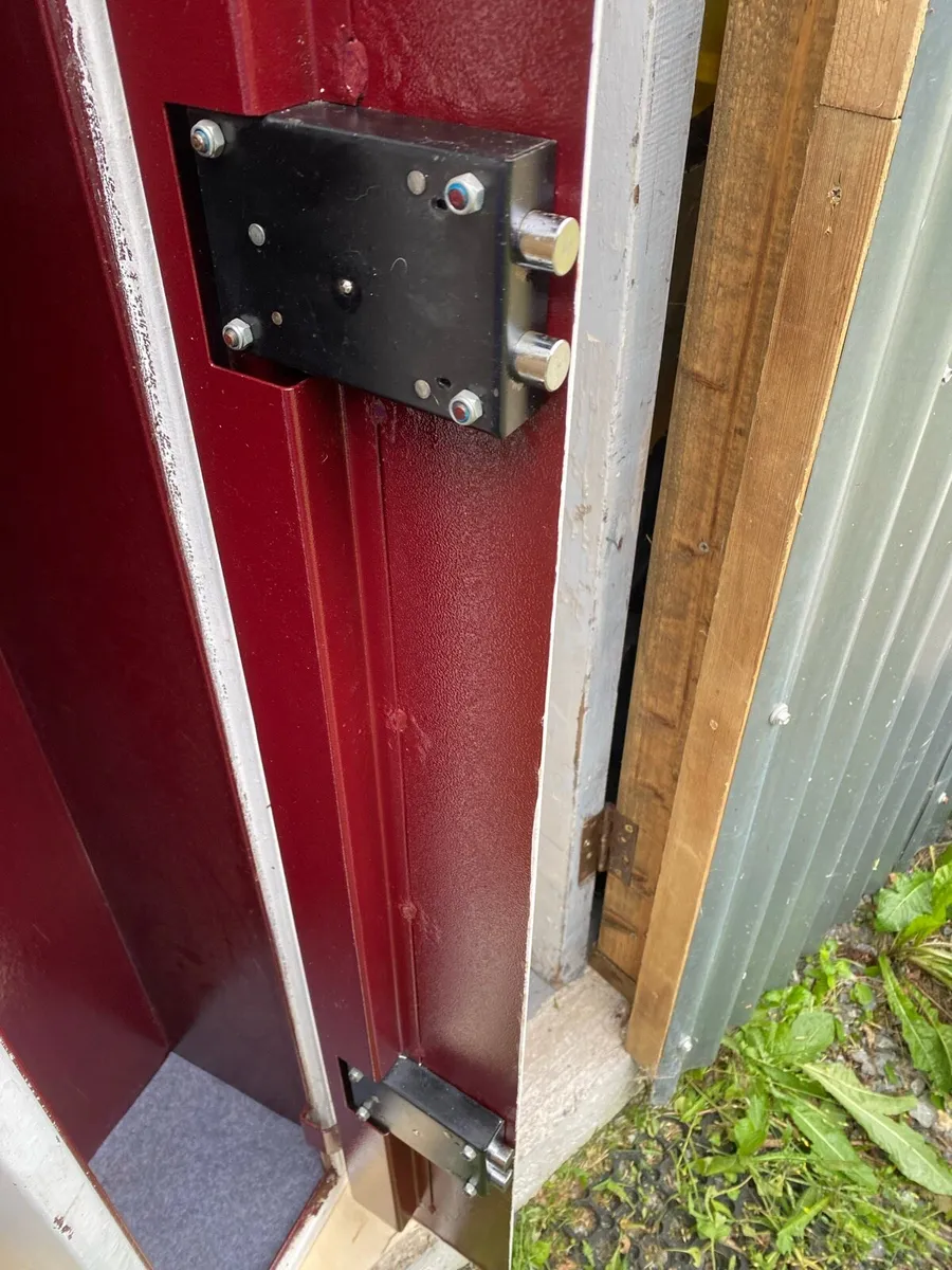 Gun safe - Image 4