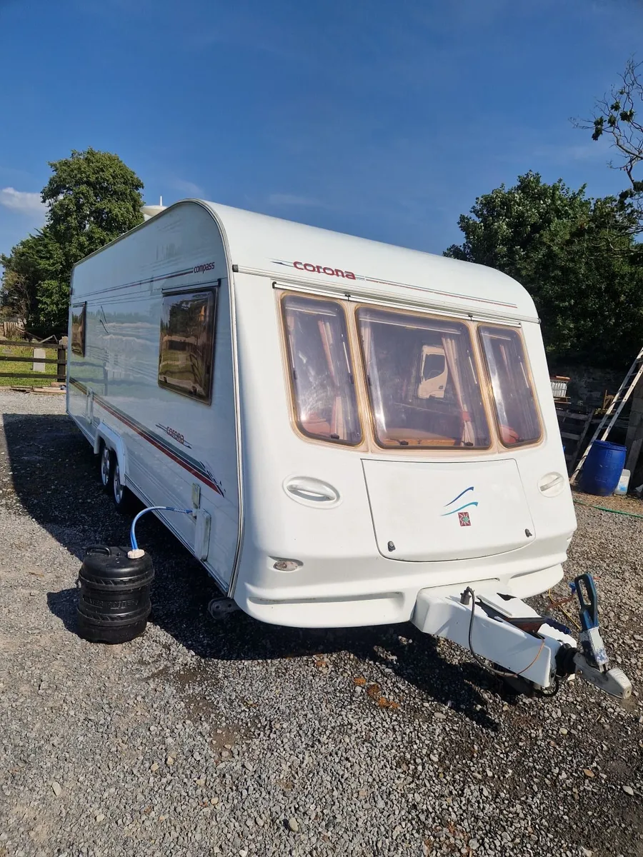Caravans - Image 3