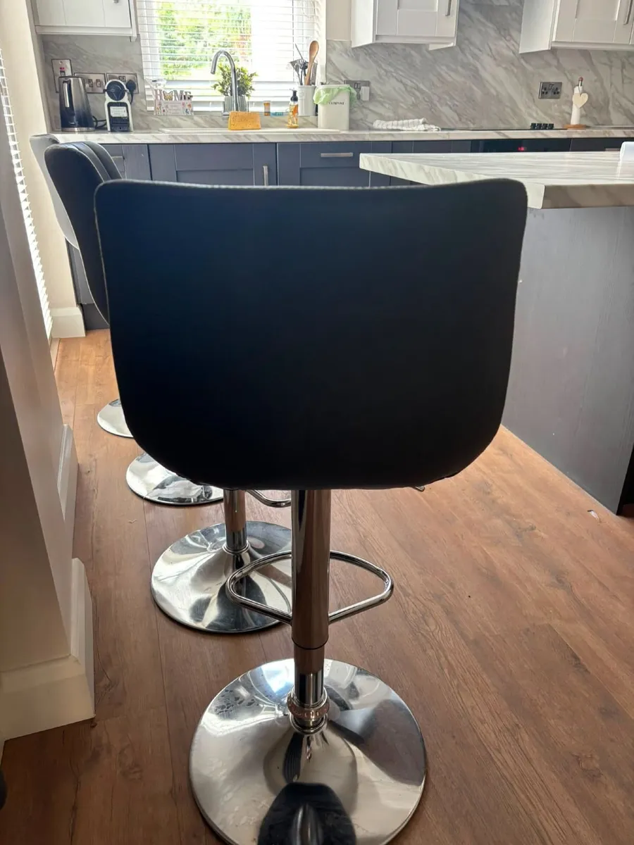 Bar Stools - Image 4