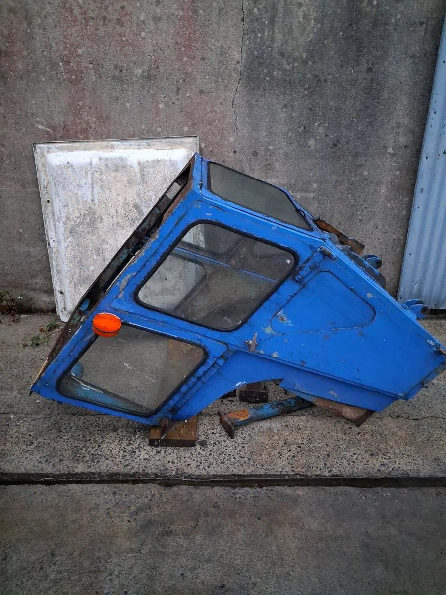 Duncan Cab - Image 2