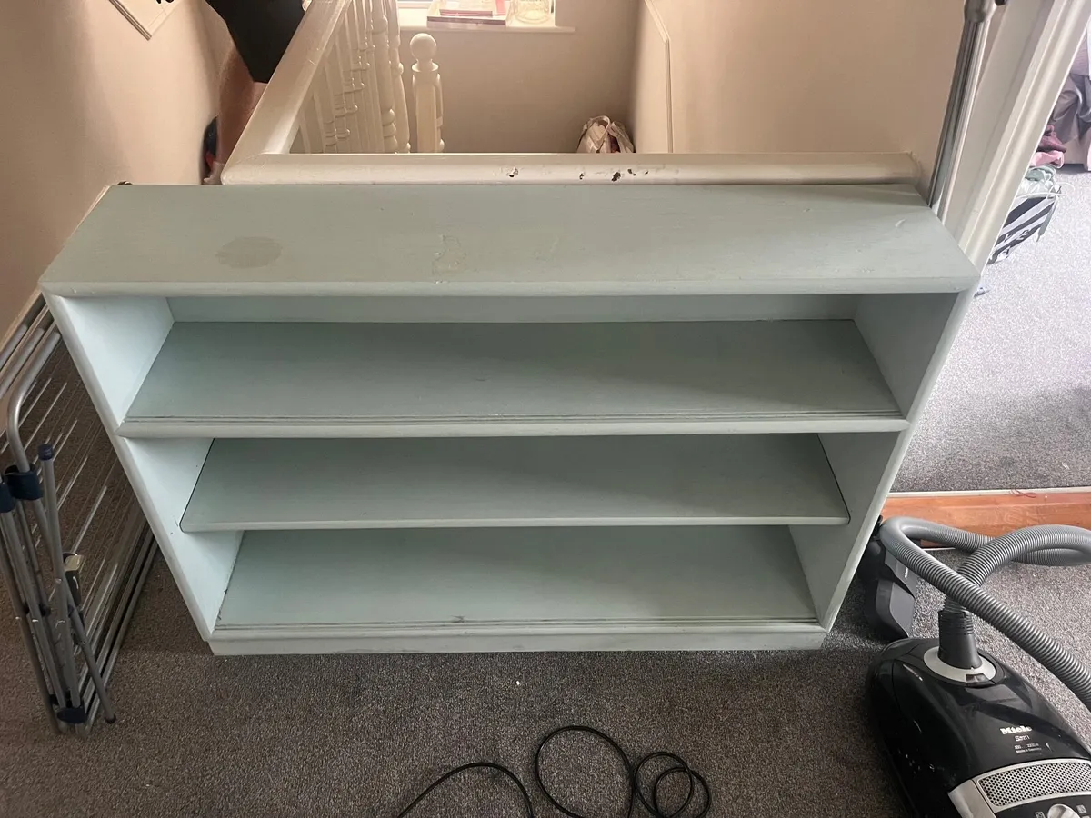 FREE Bookshelf - Image 2
