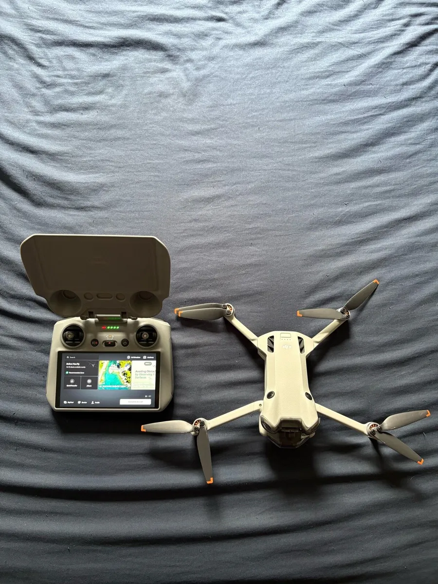 DJI mini 4 pro fly more combo Drone - Image 1