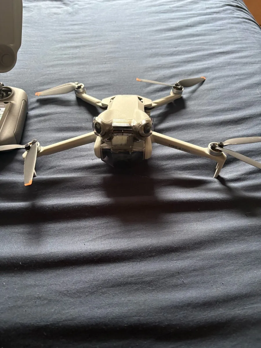 DJI mini 4 pro fly more combo Drone - Image 2