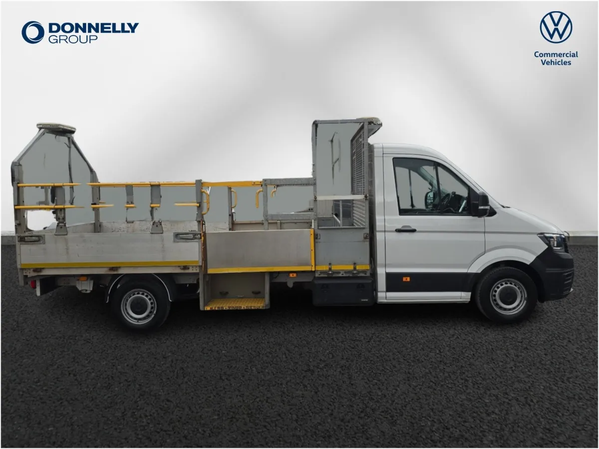 Volkswagen Crafter Cr35 Lwb Diesel Fwd Startline - Image 4