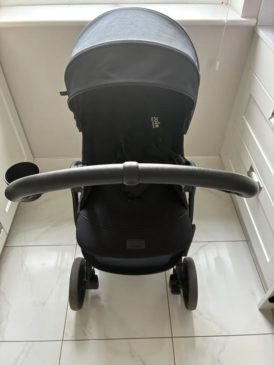 Joie Valora 2n1 SIGNATURE Compact Pram Eclipse - Image 3