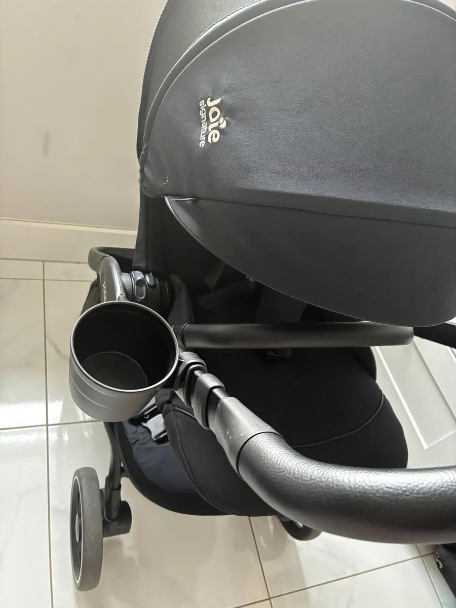 Joie Valora 2n1 SIGNATURE Compact Pram Eclipse - Image 4