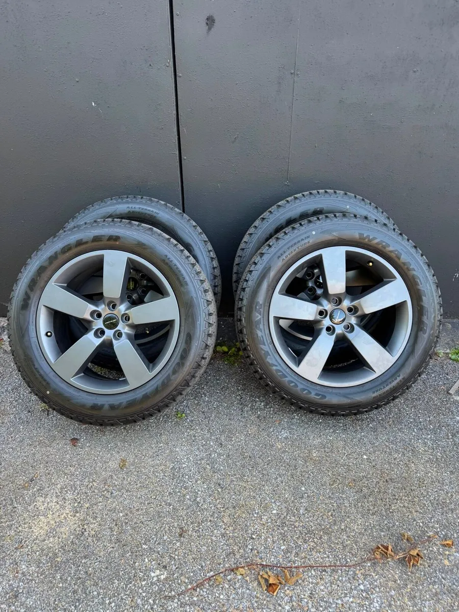 Land Rover defender style 5094s - Image 2