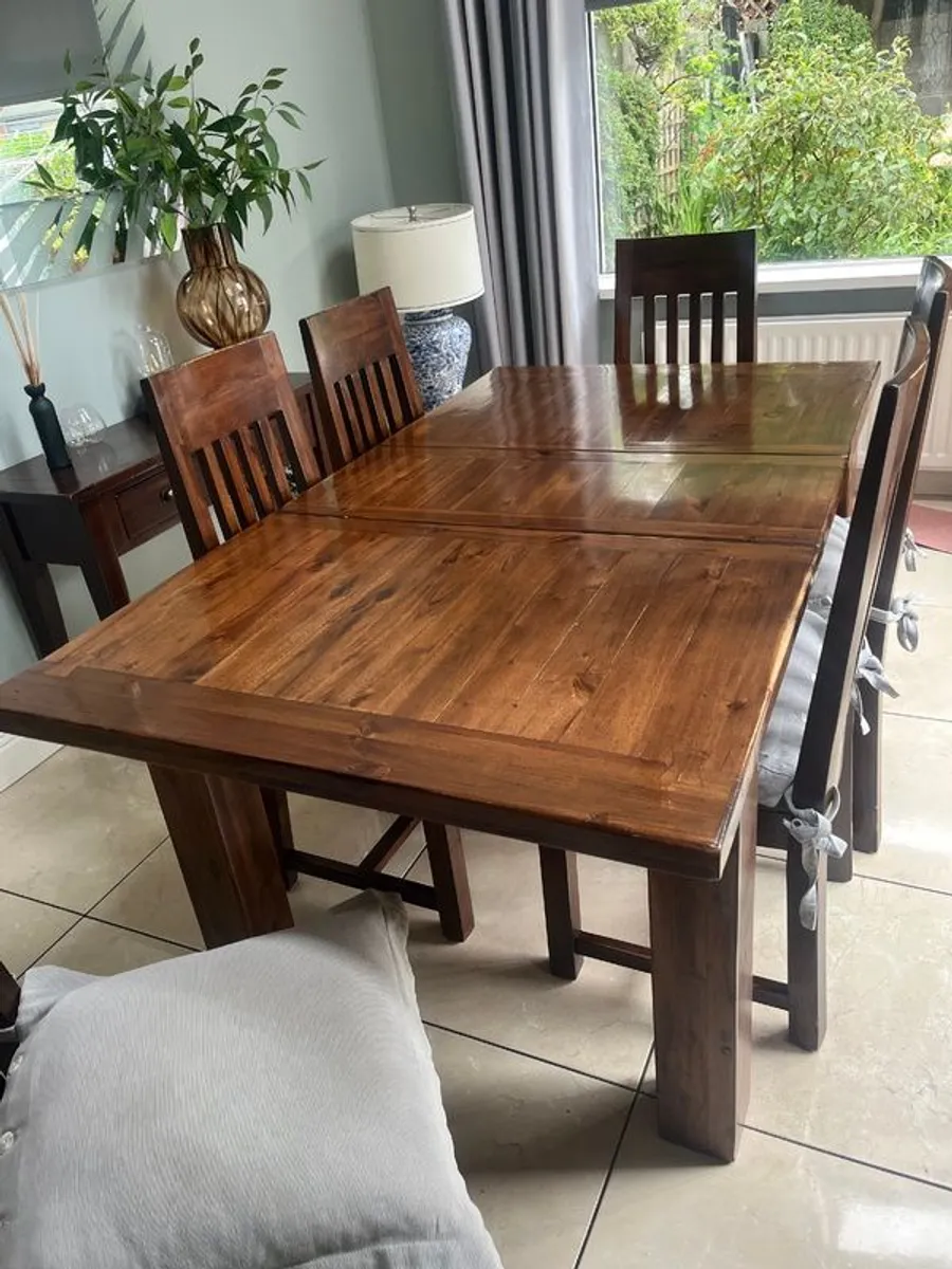 Kitchen table & 6 chairs - Image 3