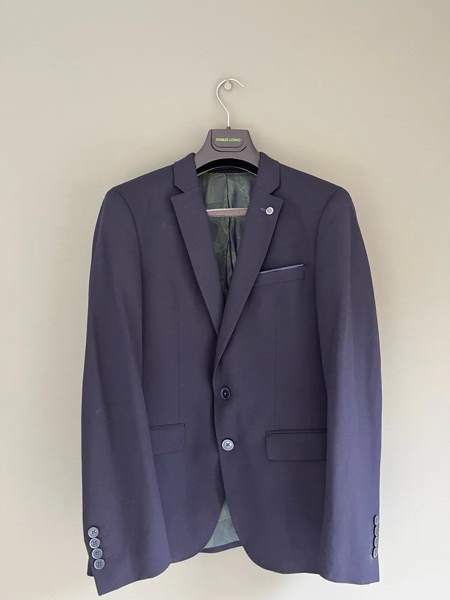 Remus Uomo 3 Piece Suit - Image 2