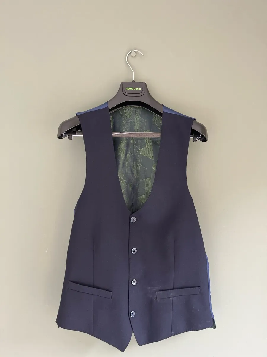 Remus Uomo 3 Piece Suit - Image 3