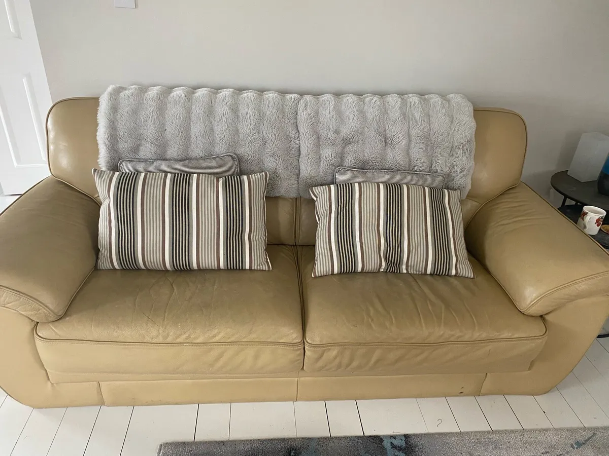 Sofa - Image 3