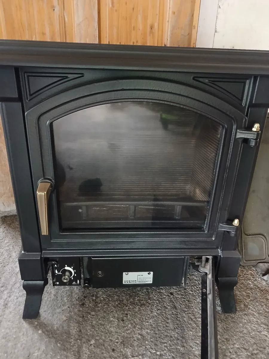 Nestor Martin H23 solid fuel like new - Image 1