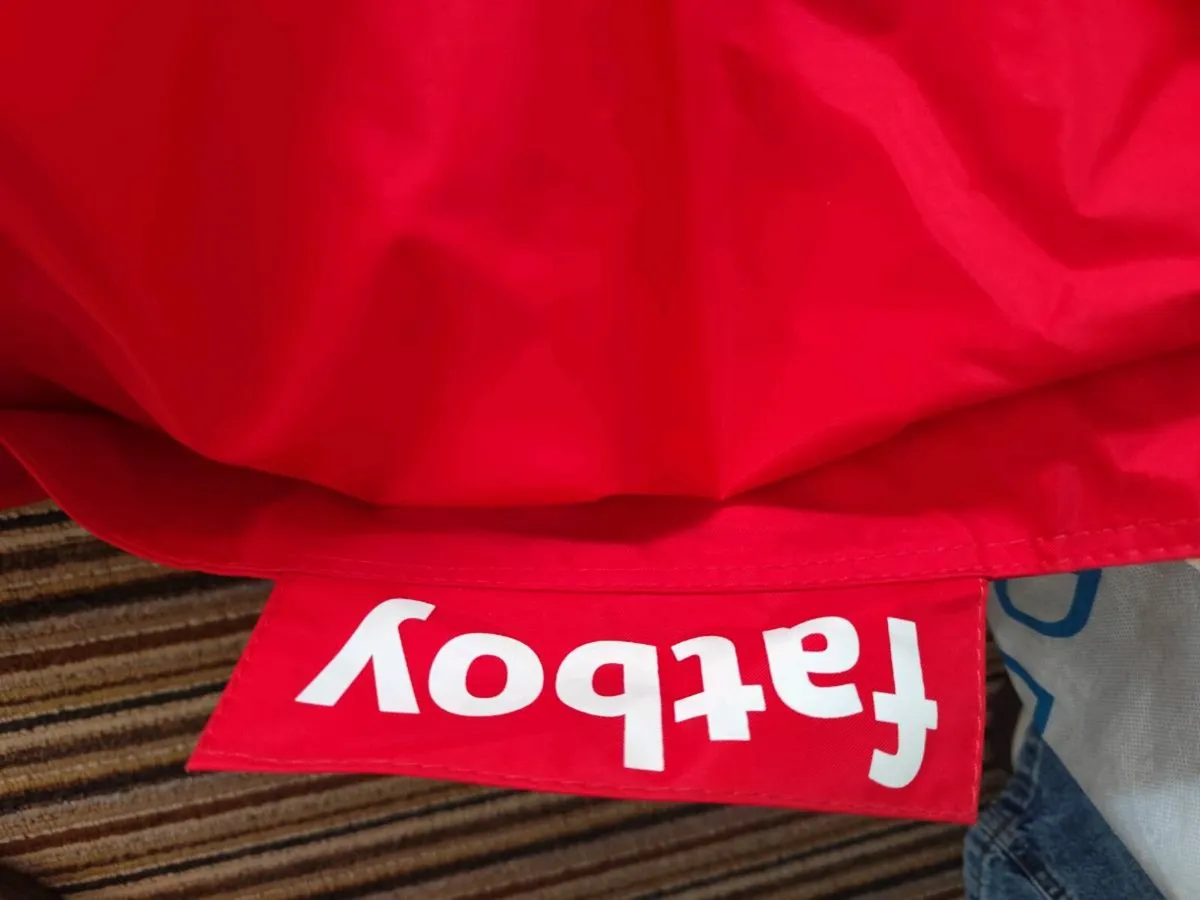 Large Fatboy bean bag - Image 4