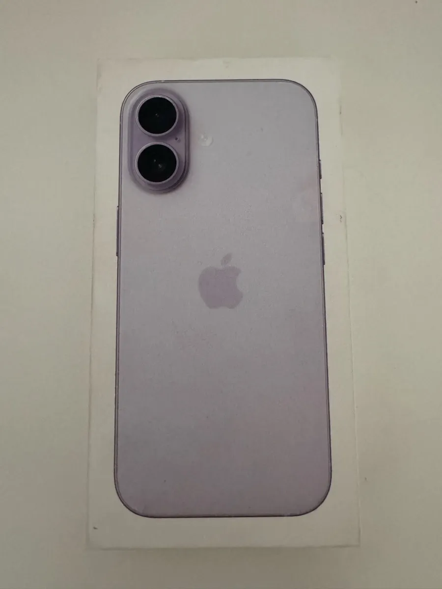 NEW iPhone 17 - Image 1