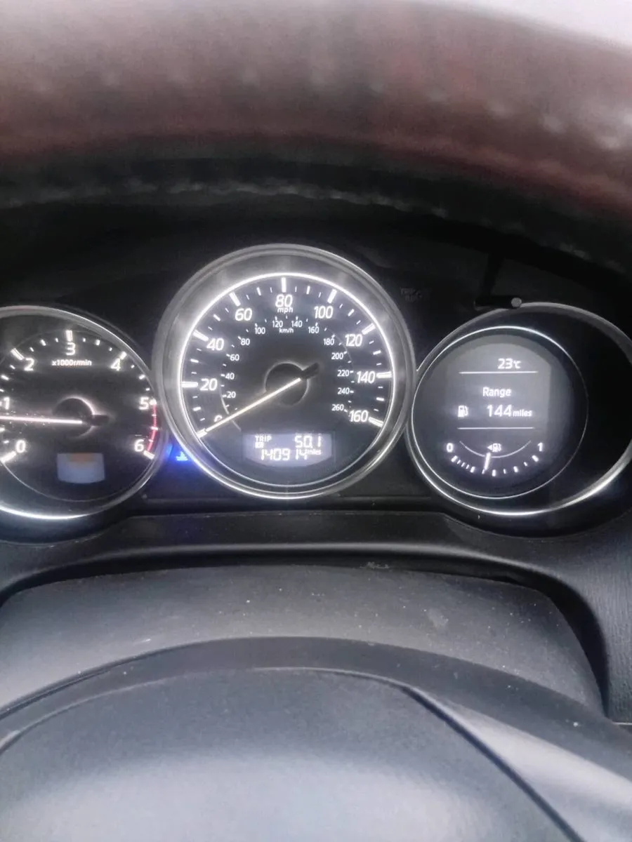 Cx 5 repairible 4100 euro - Image 2