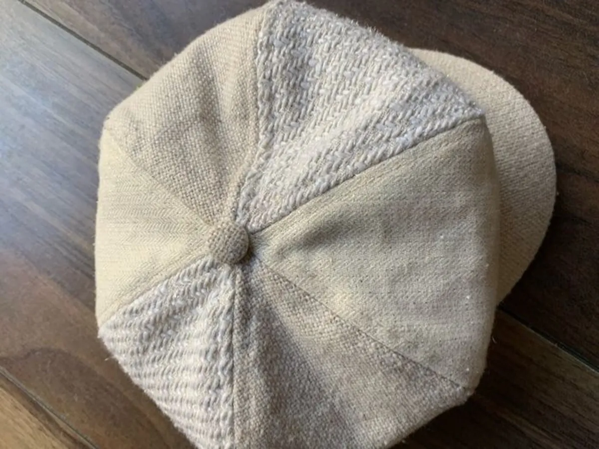 Beige cotton-linen baker baby cap: 1-3yrs - Image 2
