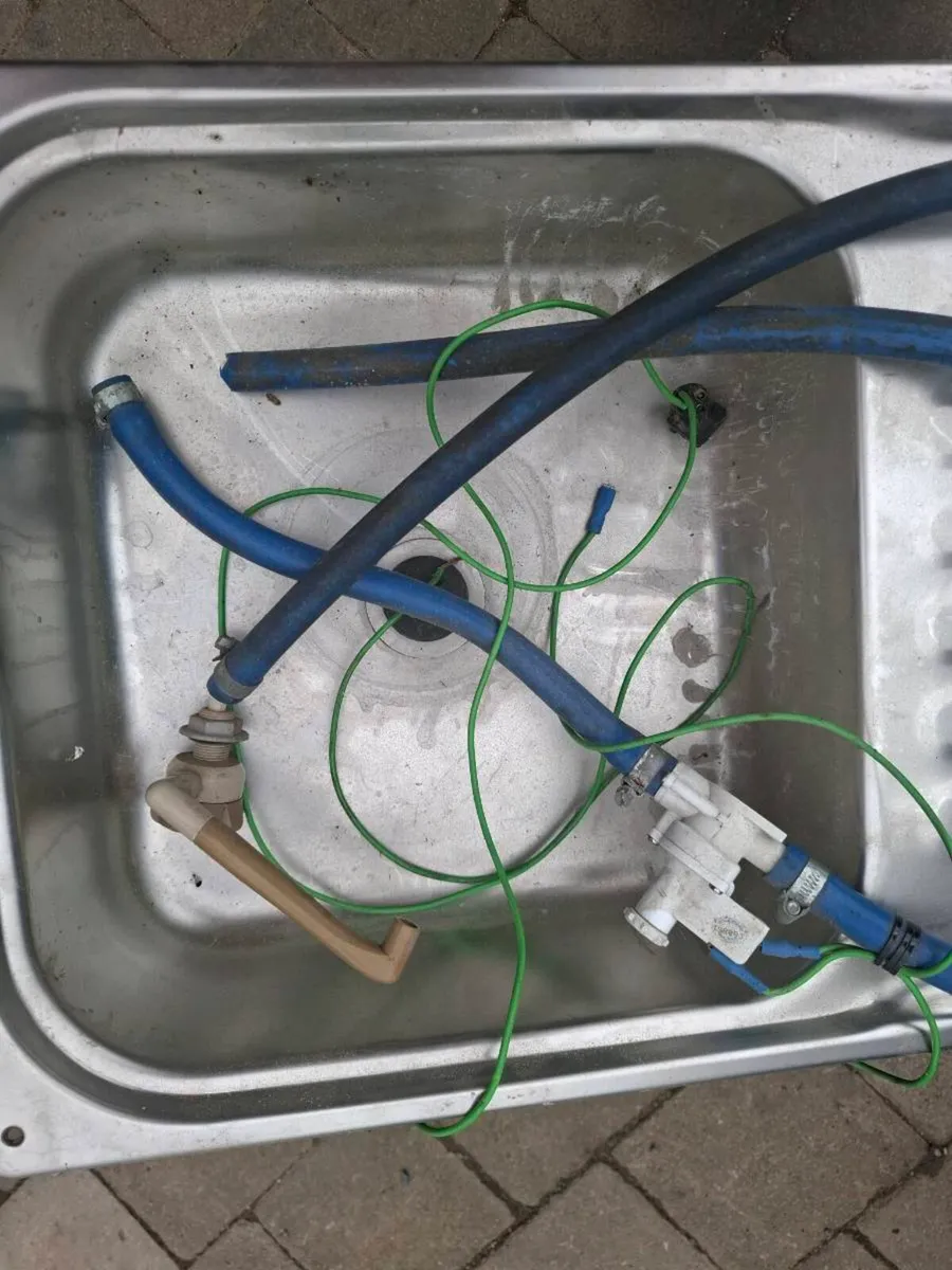 Campervan Kitchen Sink - Image 2