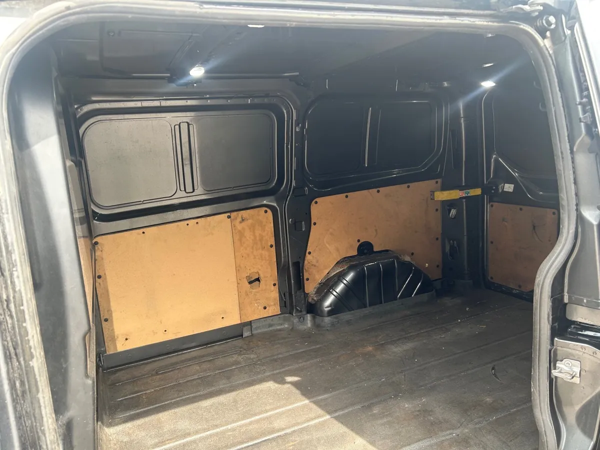 Ford Transit 2019 - Image 3