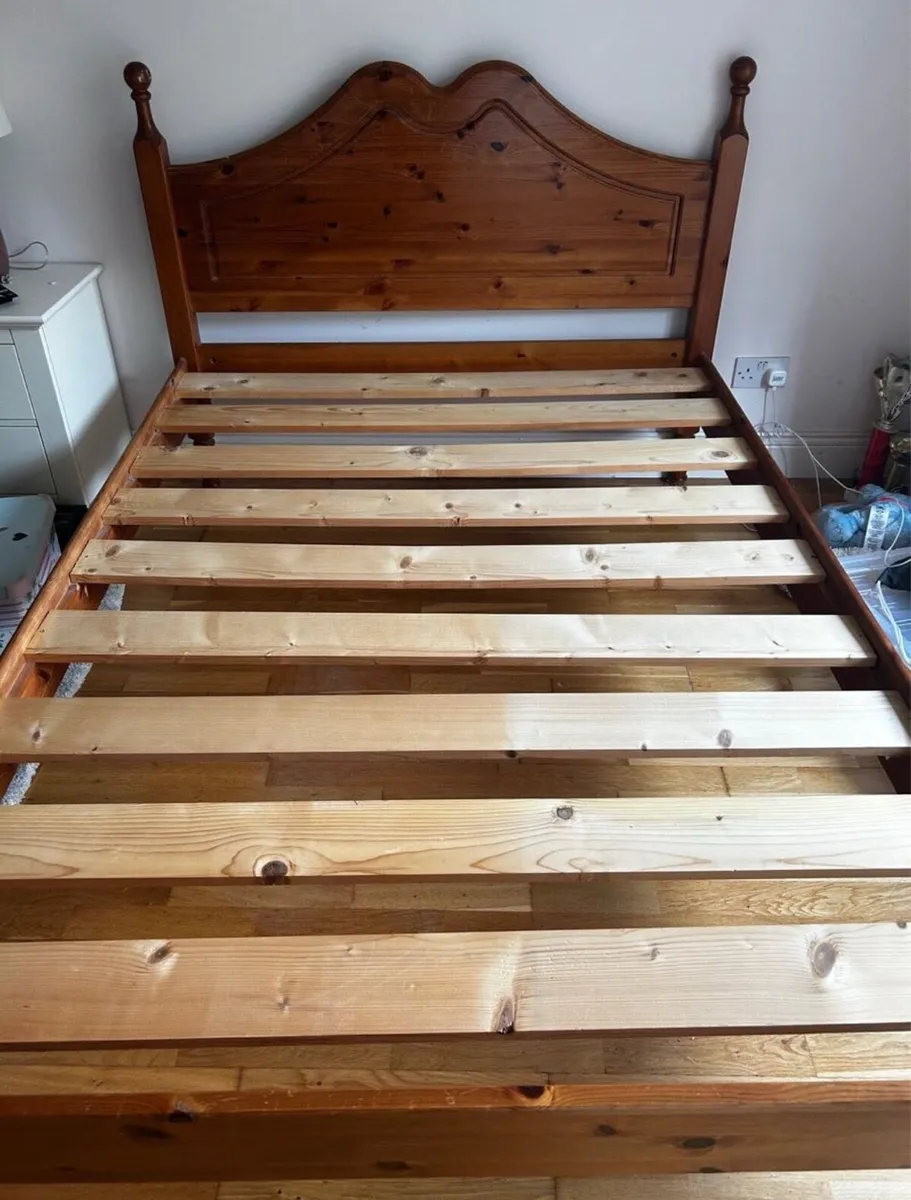 Very Solid 4Ft 6” Double Wooden Bed - Can Deliver - Image 1