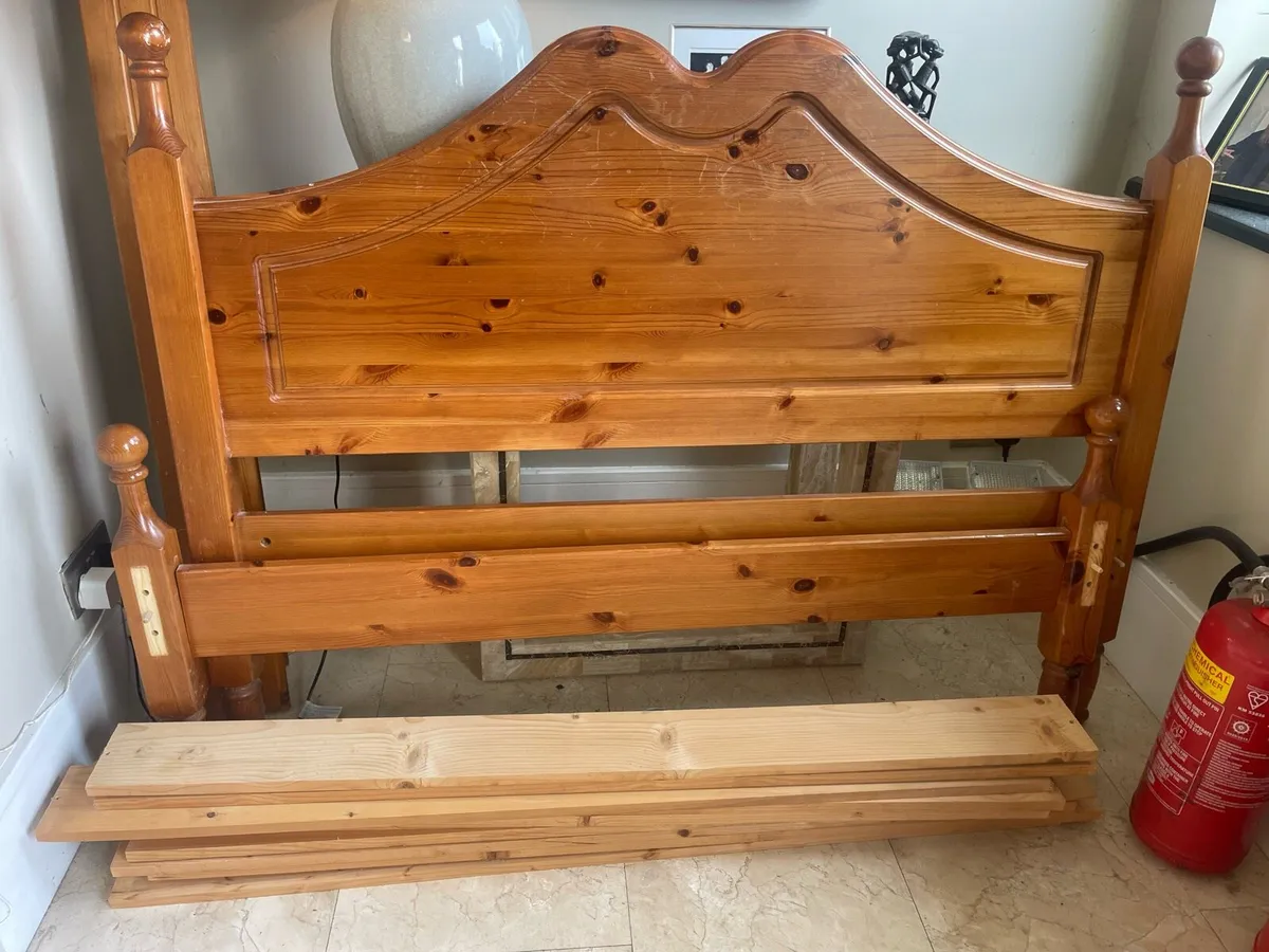 Very Solid 4Ft 6” Double Wooden Bed - Can Deliver - Image 2