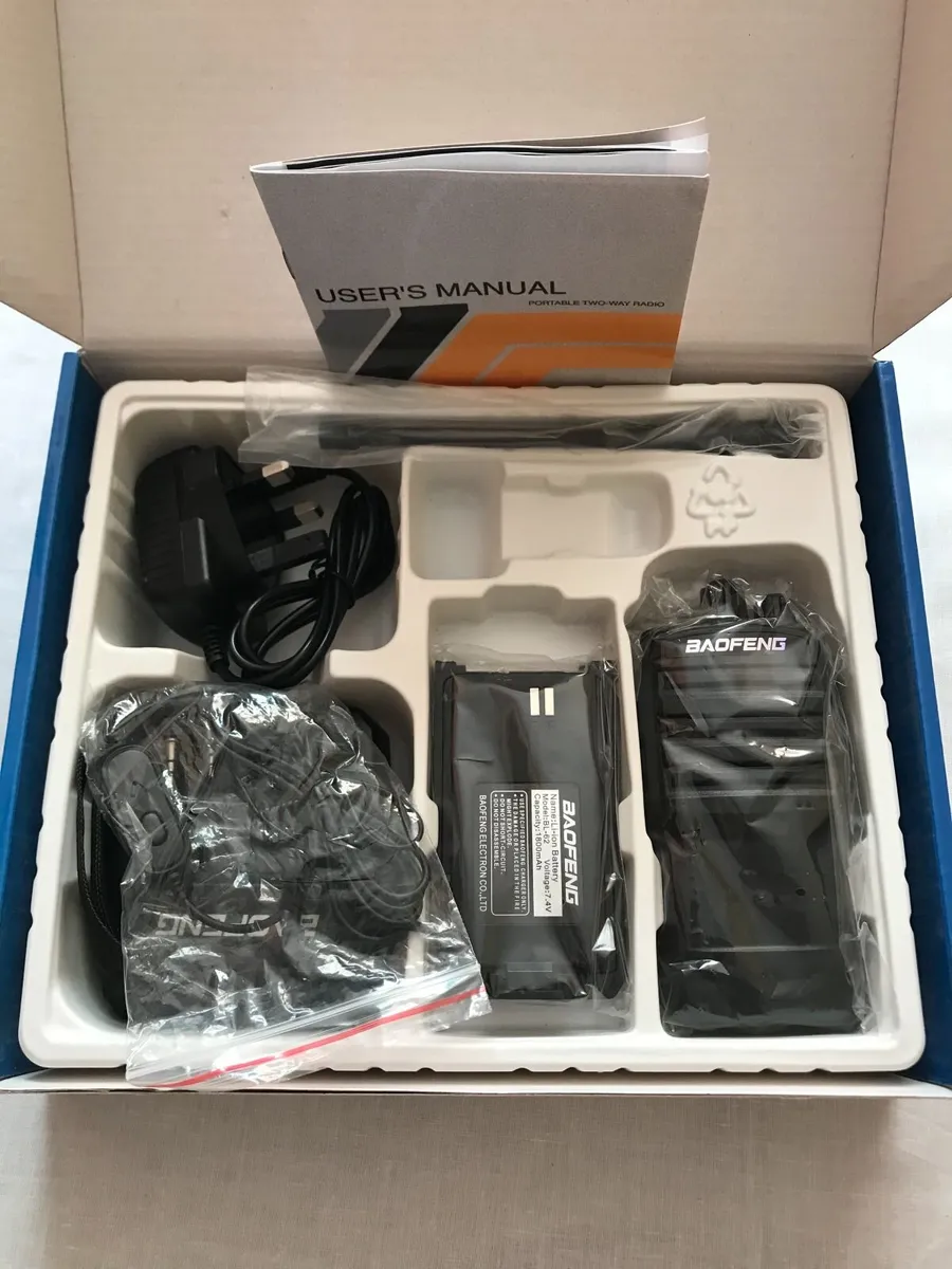 Walkie talkie UV62 two way radio 5W - Image 3