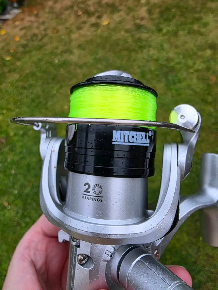 Mitchell spinning reel size 2000 - Image 1