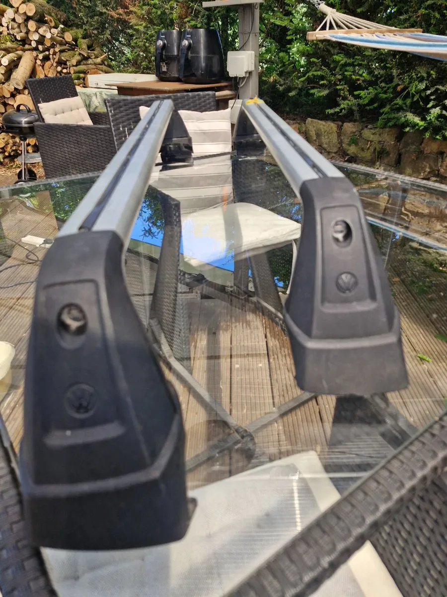 Roof bar T-groove VOLKSWAGEN GOLF - Image 1