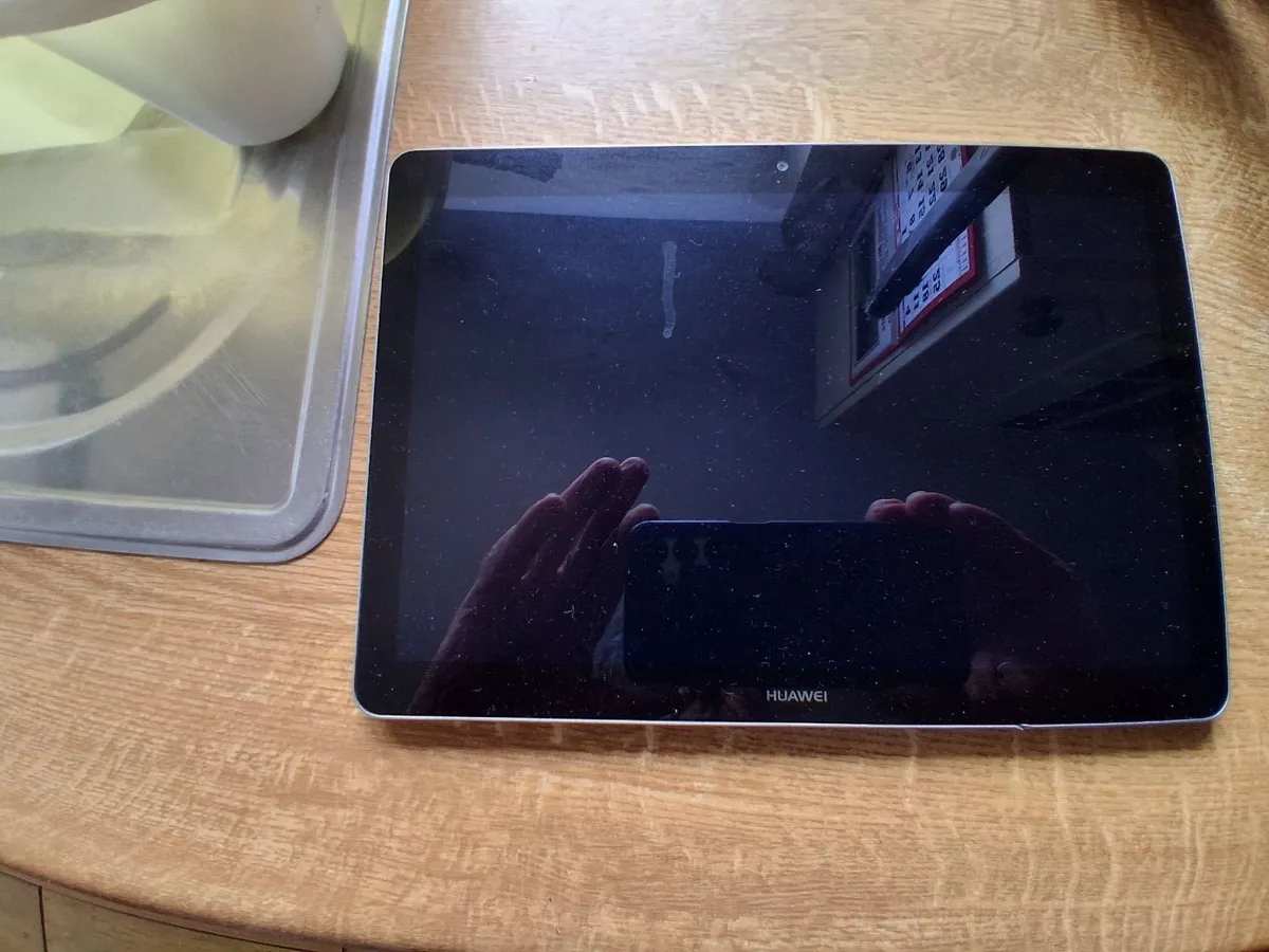 Samsung tablet  and a Huawei  tablet. - Image 2