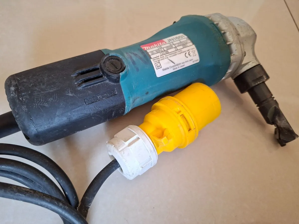 Makita Jn1601 Tin Nibblers 110v - Image 4