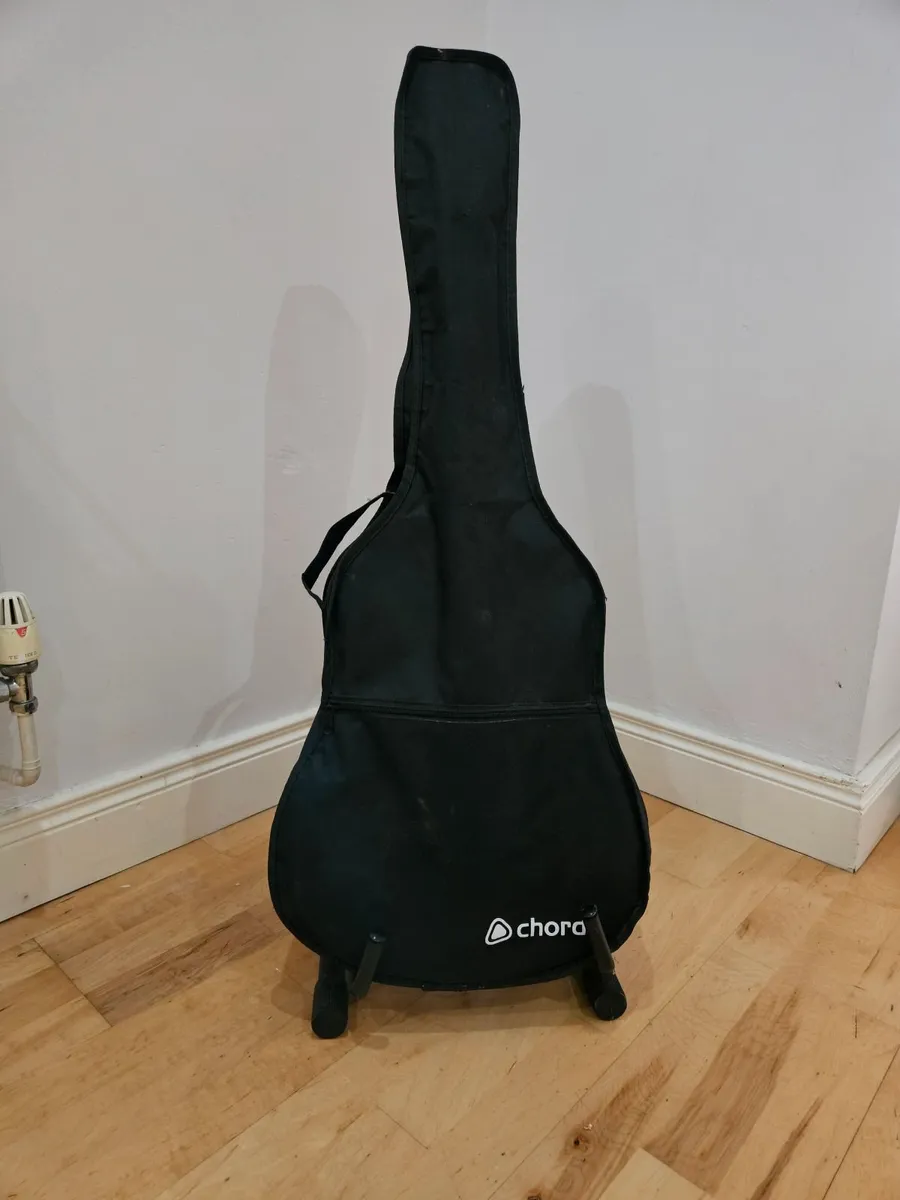 Guitar. - Image 2