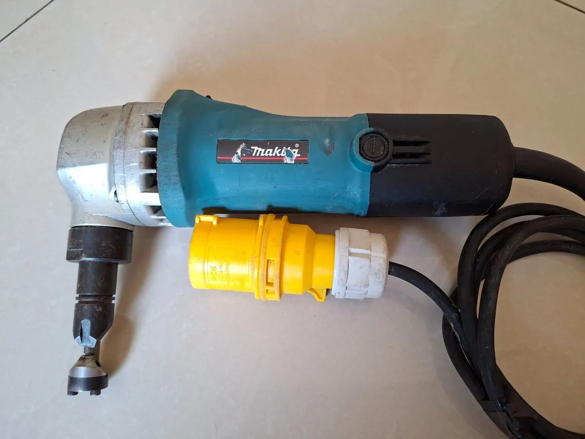 Makita Jn1601 Tin Nibblers 110v - Image 1