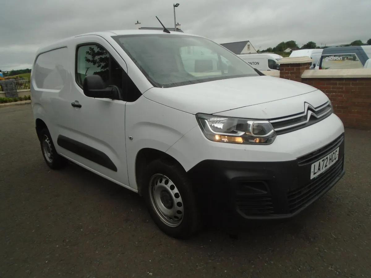 2023 Citroen Berlingo ENTERPRISE 100HP - Image 1