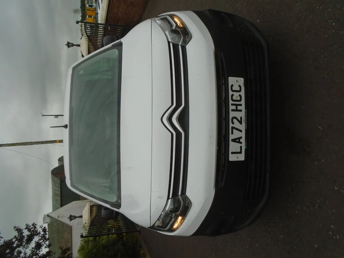 2023 Citroen Berlingo ENTERPRISE 100HP - Image 2