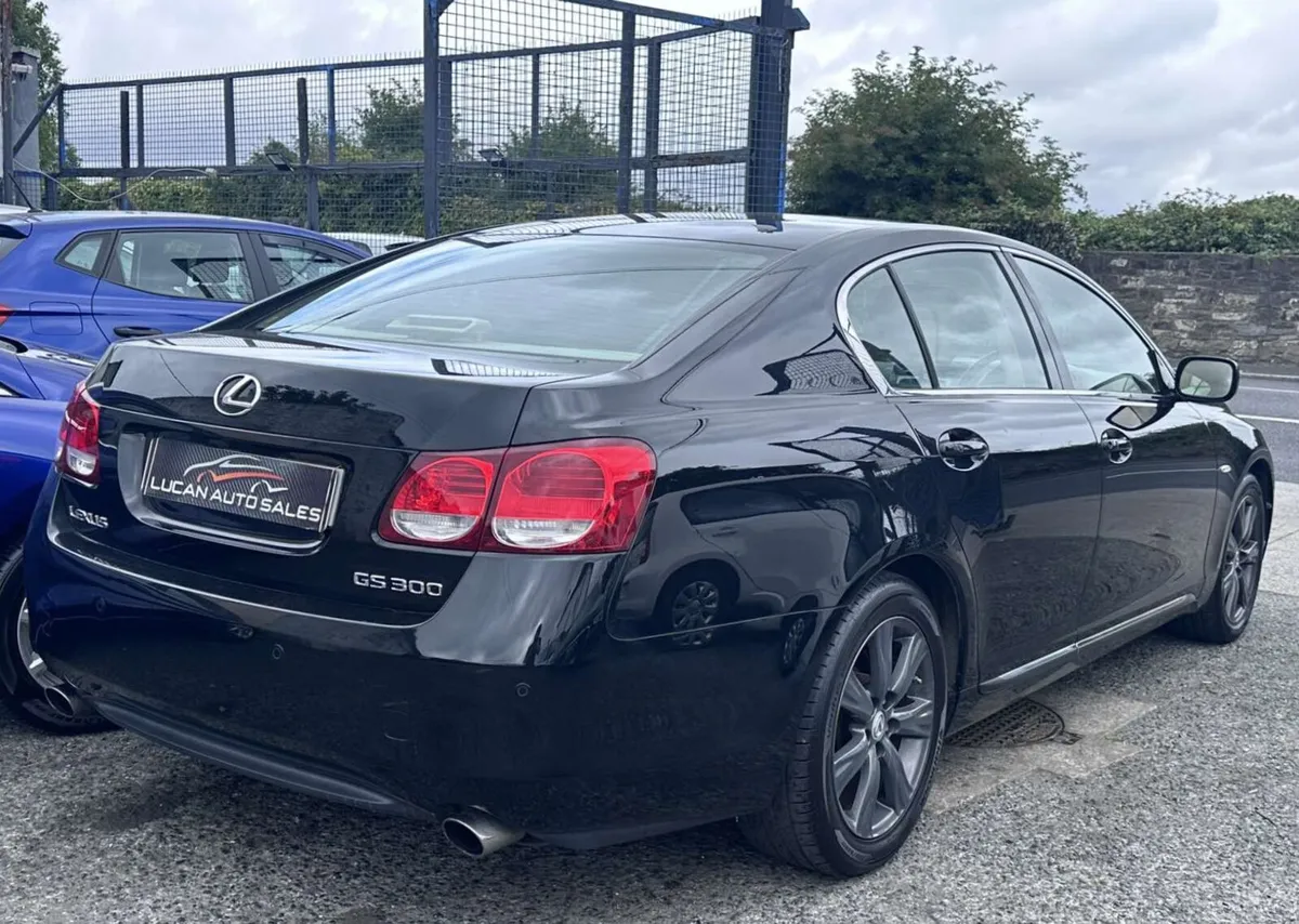 Lexus GS 300 V6 EXECUTIVE - Image 4