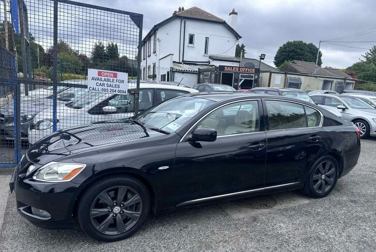 Lexus GS 300 V6 EXECUTIVE - Image 2
