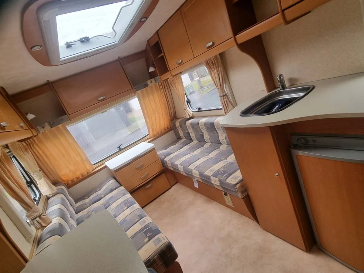 Caravan - Image 4