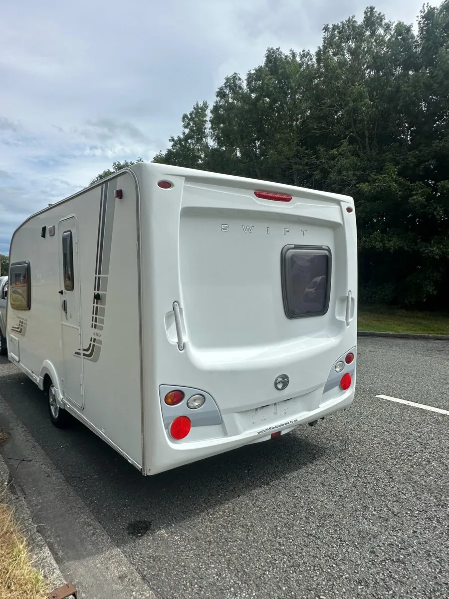 2012 Swift challenger 480 2 berth - Image 3