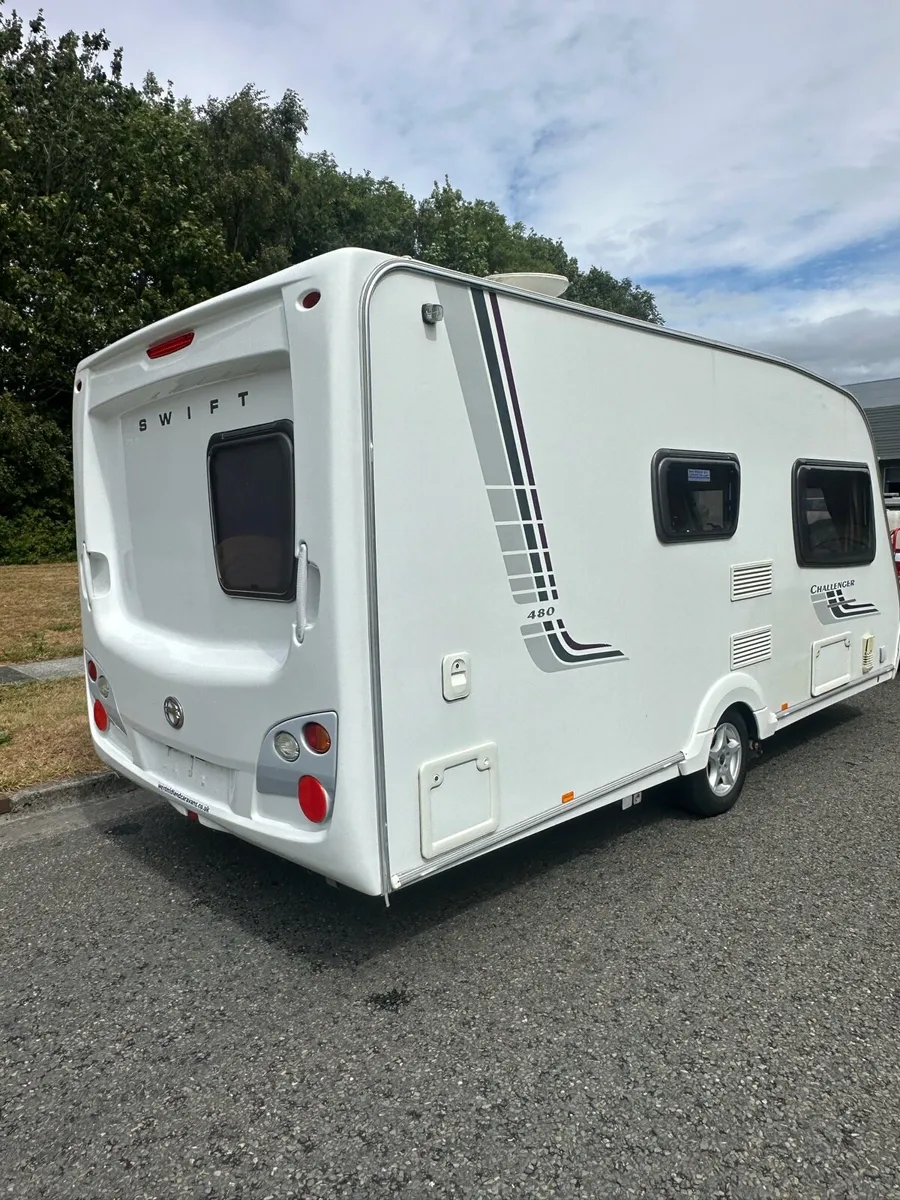 2012 Swift challenger 480 2 berth - Image 4