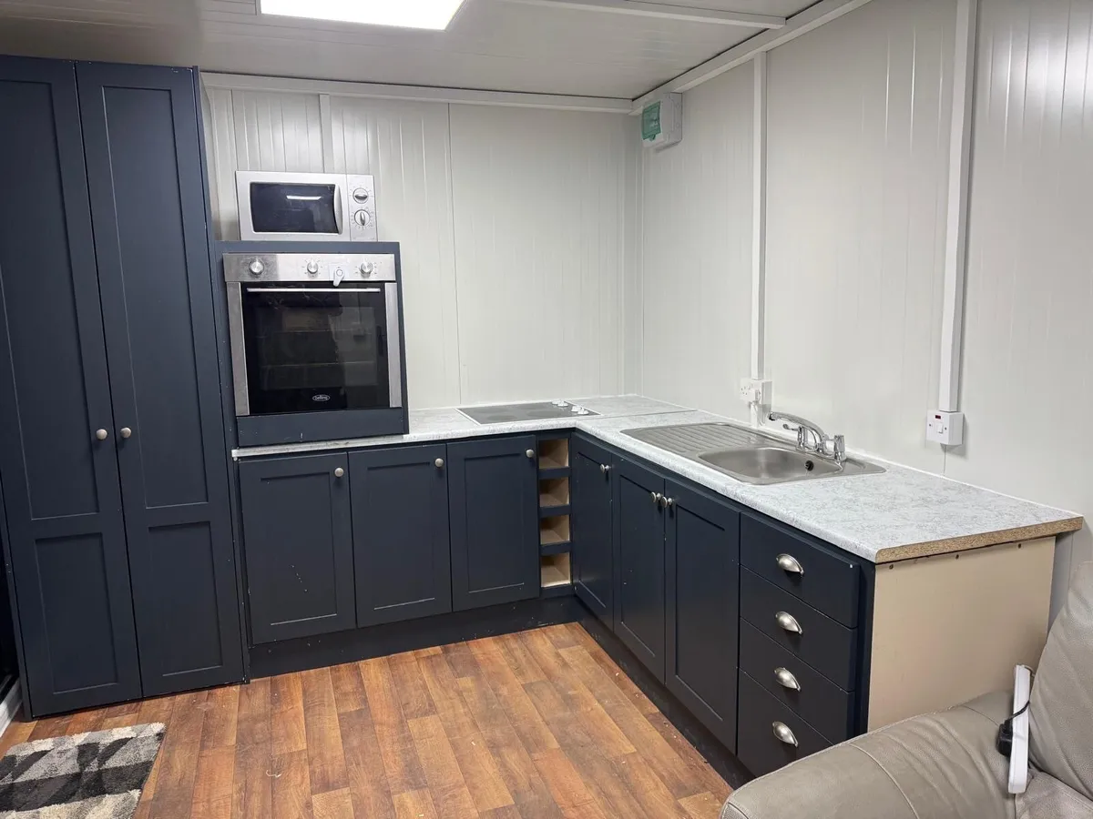 Cabin - Image 3